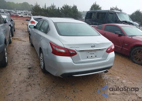 2018 Nissan Altima 2.5 S z USA, uszkodzony, nr VIN 1N4AL3AP0JC159938